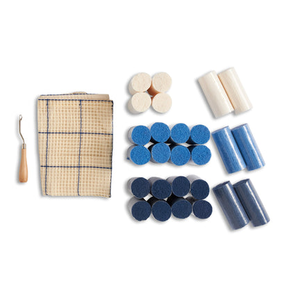 Bernat Latch It Kit - Fleece Pillow