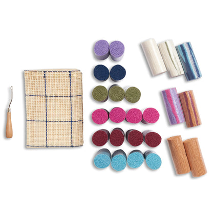 Bernat Latch It Kit - Fleece Pillow