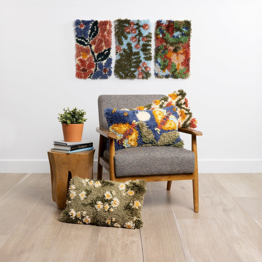 Bernat Latch It Kit - Abstract Botanical
